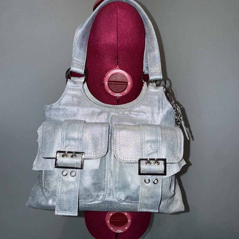 NO BOUNDARIES Fashion 4-Poster Bag Top Handle Tote Bag • Metallic Denim
